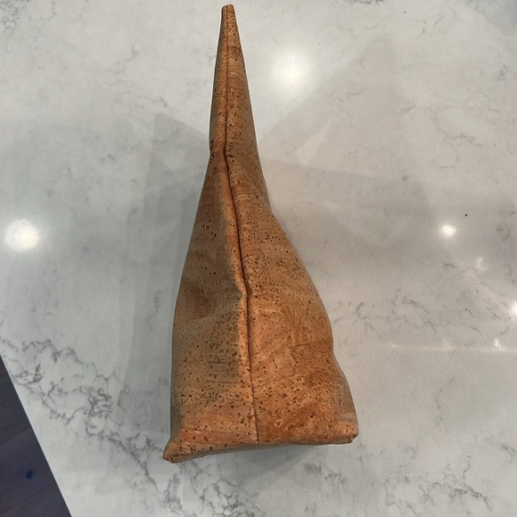 Cork Handbag with Cutout Handle - Picture 3 of 5